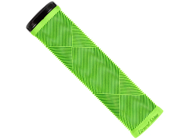 professional wear-resistant grips-Slim trail jacket-Lizard Skins Strata Lock On MTB Grip - Lime Green