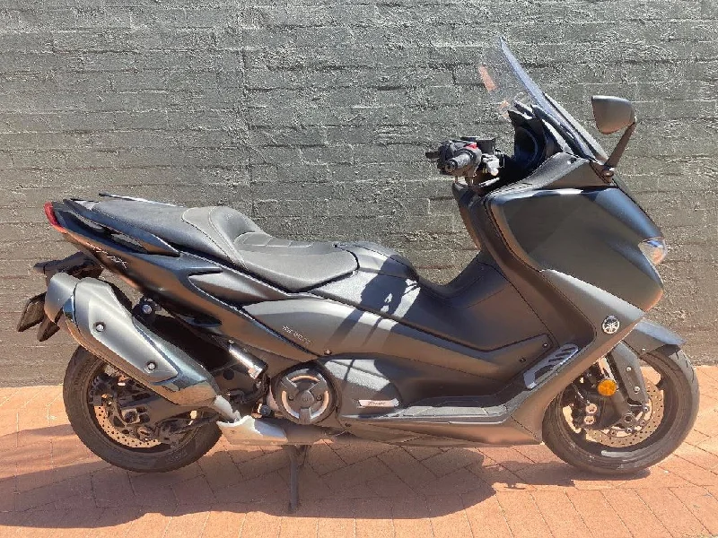 Airy bike mask-Bicycle credit check-USED 2020 YAMAHA TMAX 560 $14,490*Excl Gov charges