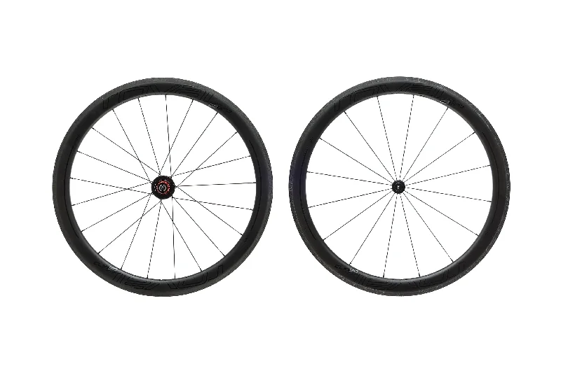 Tough gravel pedals-Breathable trail warmers-Roval CLX 50 Carbon Tubeless 700c Wheelset