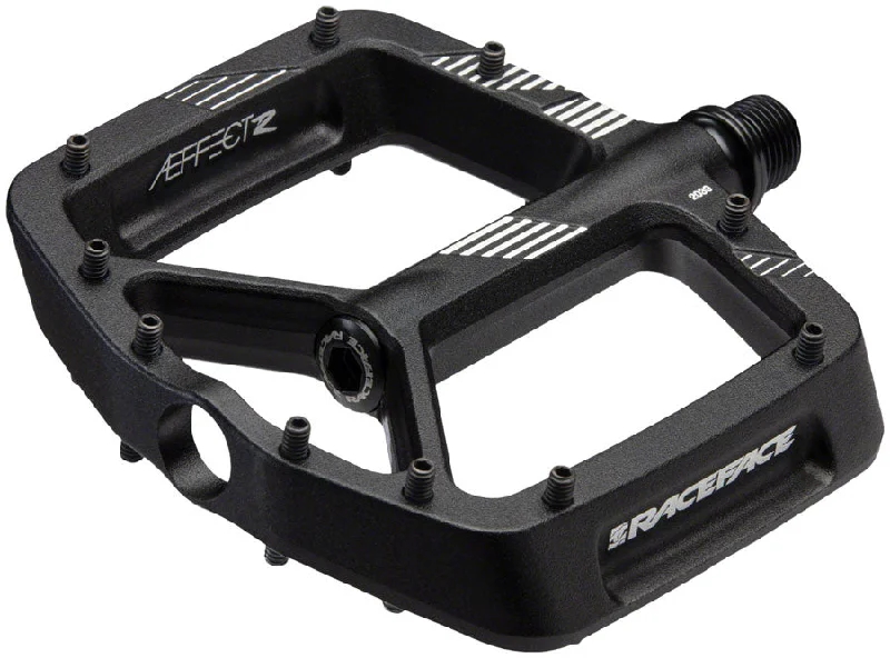 USB helmet light-RaceFace Aeffect R Pedals