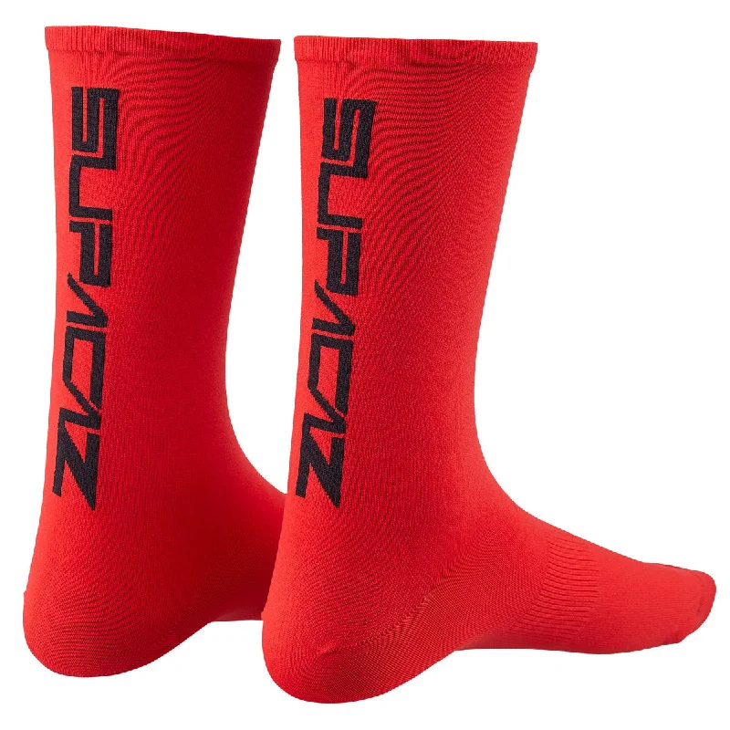 Thin shoe shields-cycling clothing with hardy life-Calze Supacaz SupaSox Straight Up SL - Rosso nero