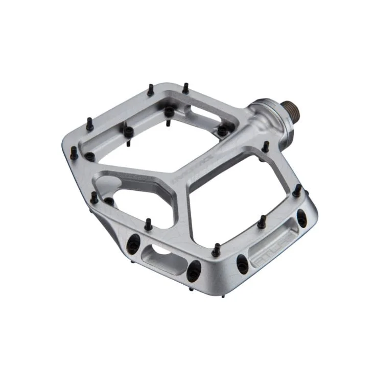 Firm phone holder-Race Face Atlas Flat Pedals - Silver - 2022