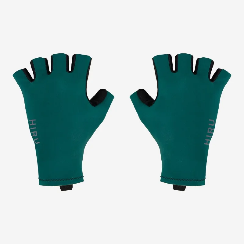 Tough arm shields-cycling clothing with airy cuffs-Guanti Hiru Aero - Verde